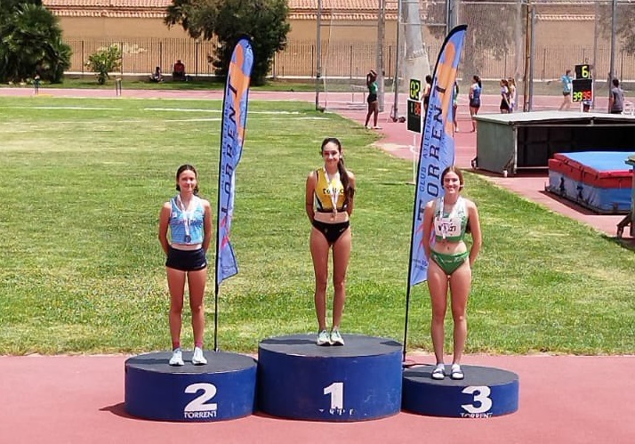 Alejandra Ferrando, del CAVA Ontinyent, subcampiona autonòmica Sub-16